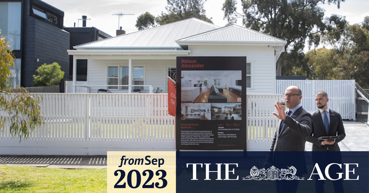 Melbourne auctions Northcote family home with park access sells for